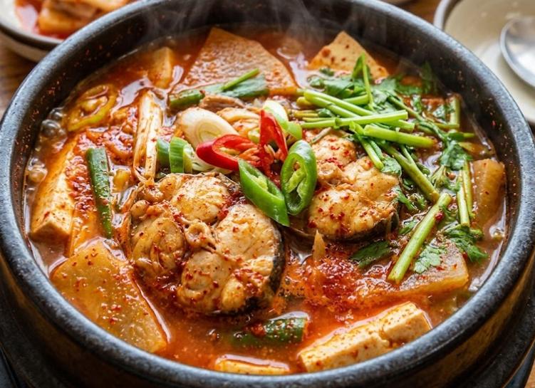 시원하고 얼큰한 동태찌개